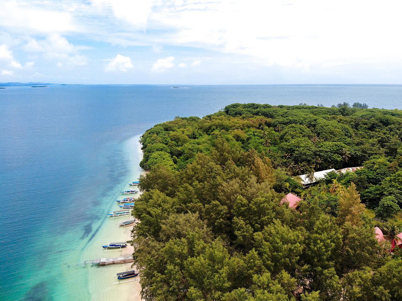 lombok snorkel guide