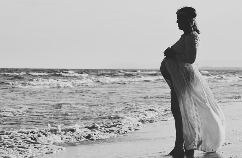 pregnant woman at the beach